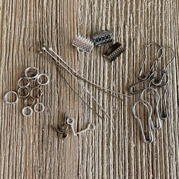 Assemblage Charm Kit B Findings